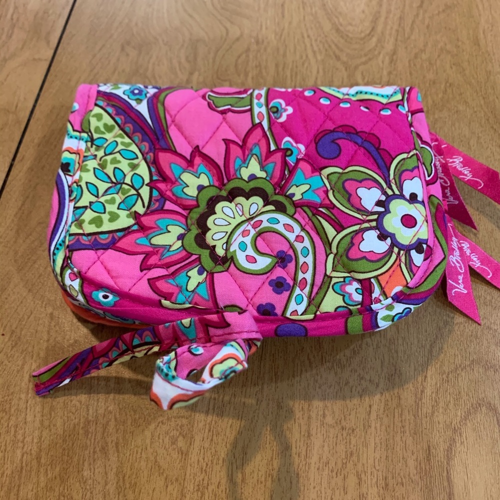 Vera Bradley Mini Bi Fold Case